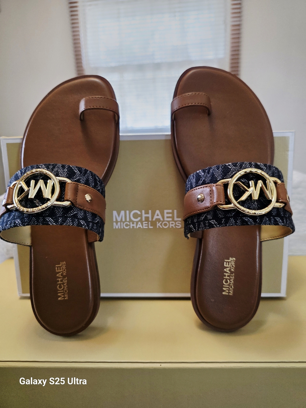 MICHAEL Michael Kors Rory Flat Thong Sandals In Dark Denim Multi Size 7.5M